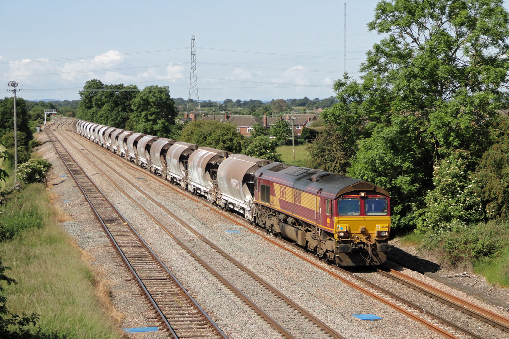 No.66101 at Stoke Pound